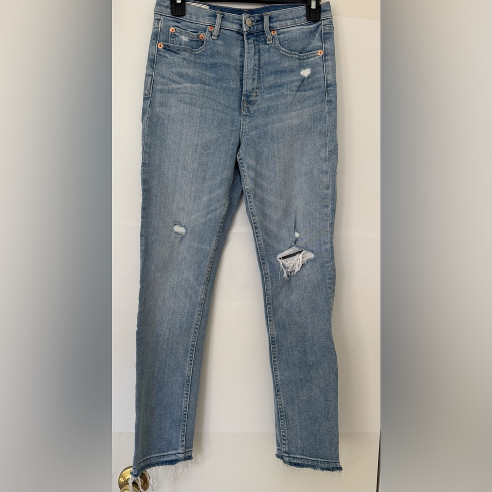 GAP Women's High Rise Jean
